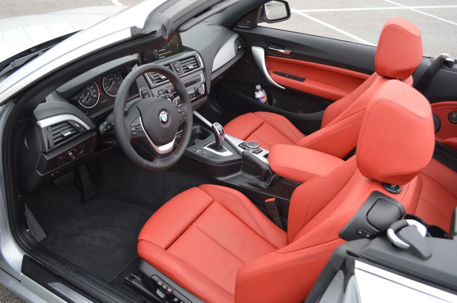  BMW 228i Convertible 2015 года  (фото 14 из 24)